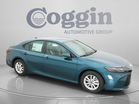 Certified 2026 Toyota Camry LE w/ Convenience Package FWD image 23