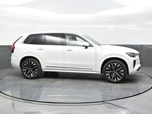 New 2026 Volvo XC90 T8 Plus w/ Protection Package image 8