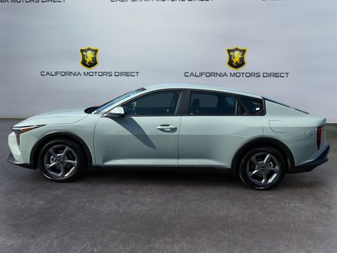 Used 2025 Kia K4 LXS FWD image 2