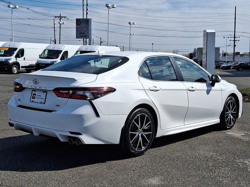 Certified 2024 Toyota Camry SE w/ Cold Weather Package image 7