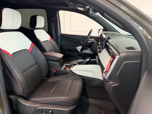Used 2023 GMC Canyon AT4X AWD/4WD image 17