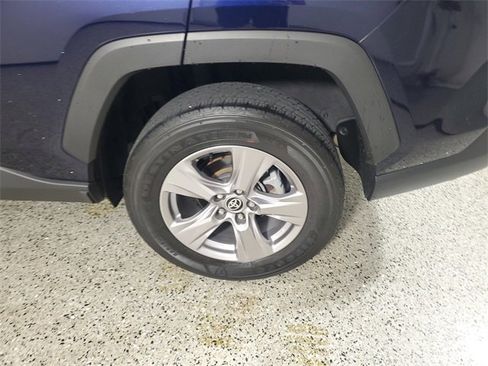 Used 2022 Toyota RAV4 XLE image 9