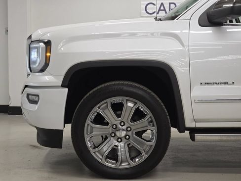 Used 2018 GMC Sierra 1500 Denali w/ Denali Ultimate Package AWD/4WD image 44