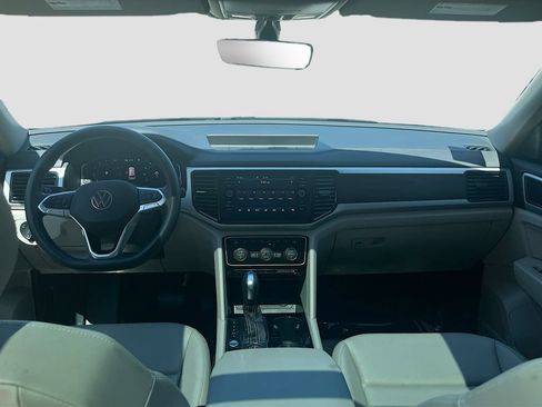 Used 2023 Volkswagen Atlas SE w/ Panoramic Sunroof Package AWD/4WD image 23