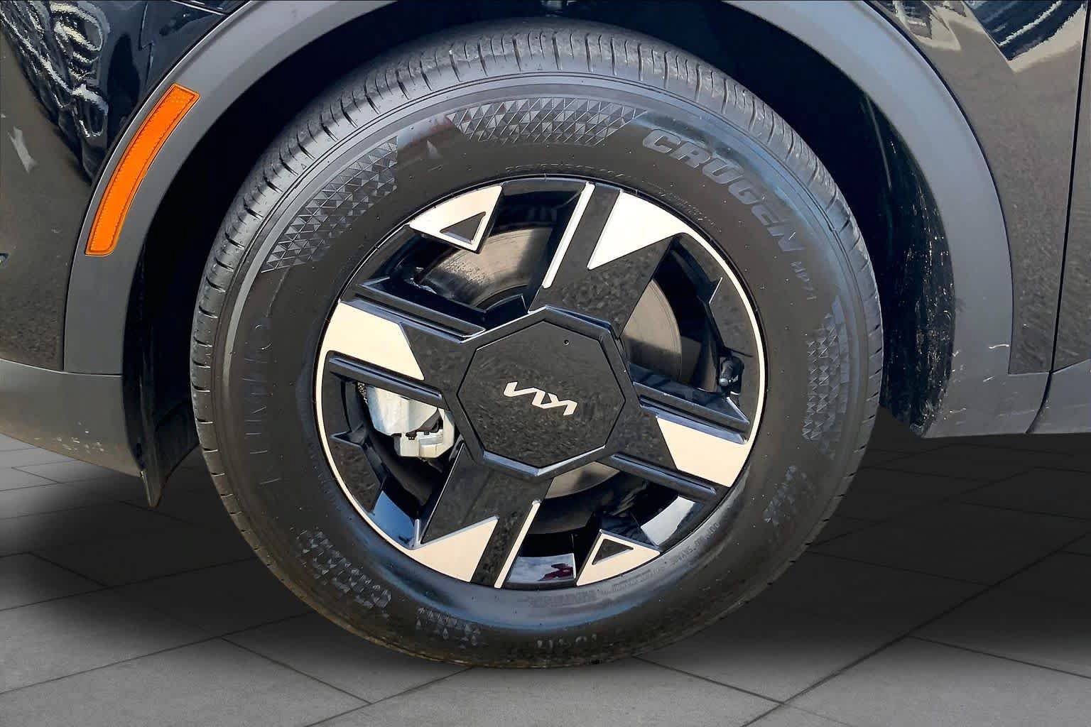 Used 2026 Kia Sportage LX FWD image 10
