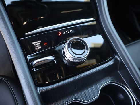 New 2026 Jeep Grand Cherokee Limited AWD/4WD image 9