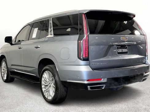 Used 2025 Cadillac Escalade Premium Luxury image 17