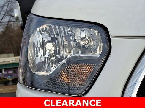 Used 2024 Ford Transit 350 XLT RWD image 9