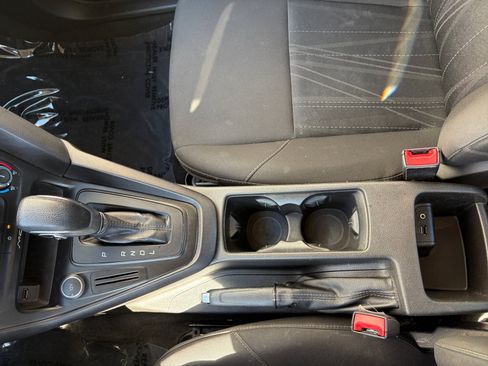 Used 2016 Ford Focus S FWD image 25