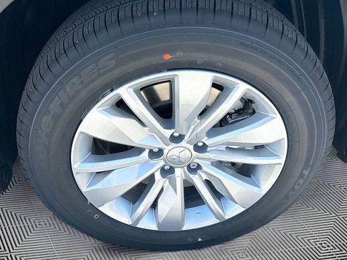 New 2026 Mitsubishi Outlander ES image 31