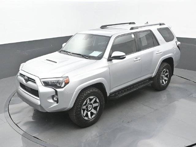 Used 2024 Toyota 4Runner TRD Off-Road Premium w/ Moonroof Package AWD/4WD image 32