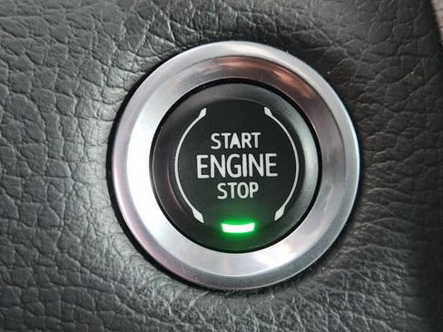Used 2023 GMC Yukon Denali AWD/4WD image 19