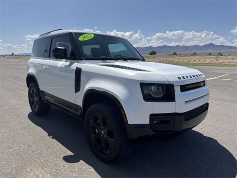 Used 2022 Land Rover Defender 90 X-Dynamic HSE image 3