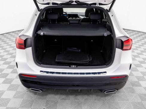 Used 2025 Mercedes-Benz GLA 250 image 33