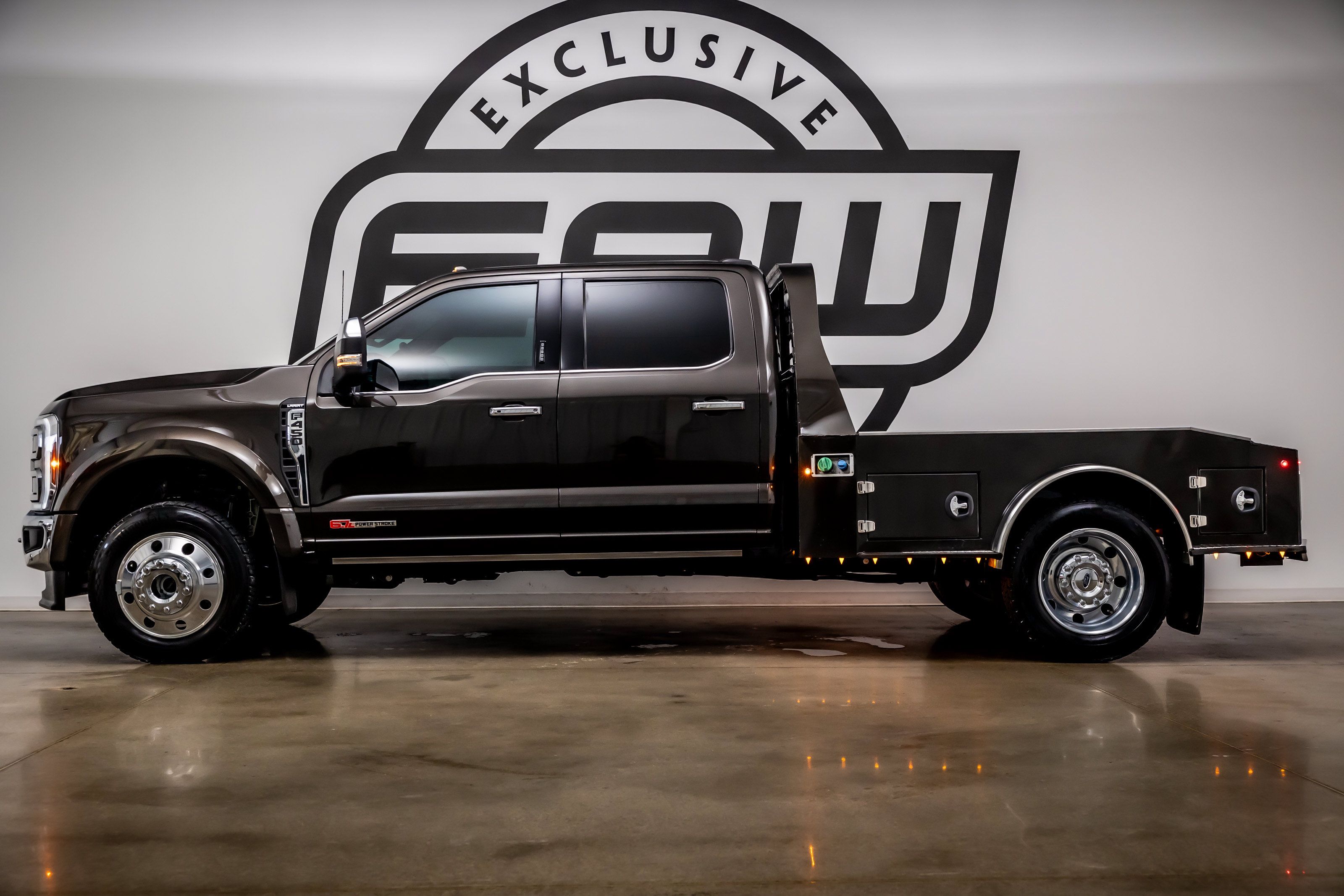 Used 2024 Ford F450 Lariat w/ Lariat Ultimate Package AWD/4WD image 6