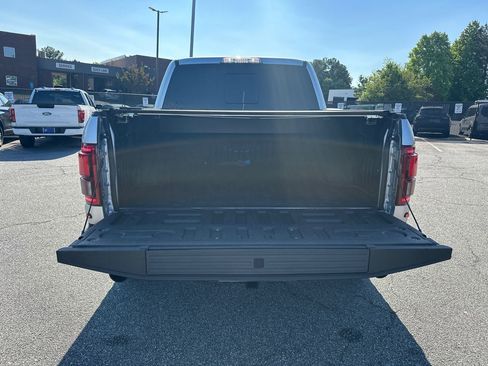 Used 2017 Ford F150 Raptor w/ Equipment Group 802A Luxury AWD/4WD image 18