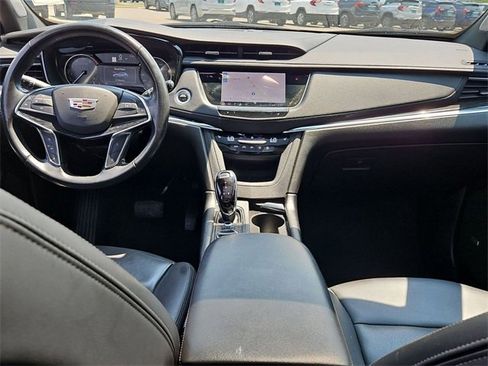 Used 2022 Cadillac XT5 Premium Luxury w/ LPO, Floor Liner Package image 21