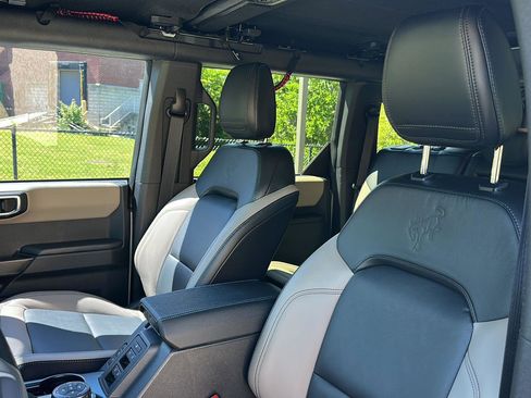 Certified 2024 Ford Bronco Wildtrak AWD/4WD image 10