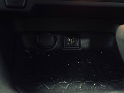 Used 2024 Toyota RAV4 LE image 29