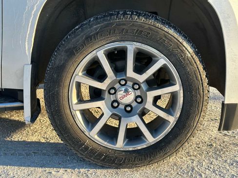 Used 2017 GMC Yukon Denali image 9