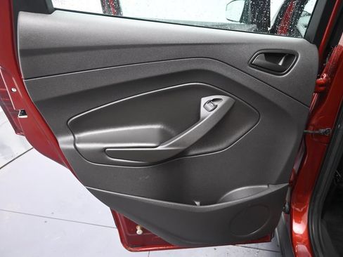 Used 2016 Ford Escape S FWD image 25