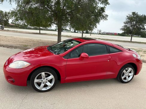 Used 2007 Mitsubishi Eclipse GS FWD image 2