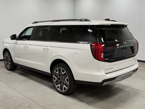 New 2026 Ford Expedition Max Platinum w/ Platinum Ultimate Package AWD/4WD image 8