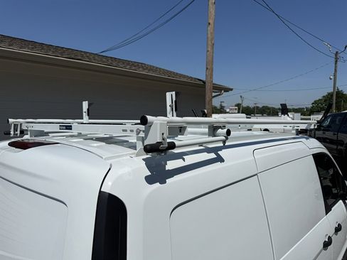 Used 2019 Ford Transit Connect XL FWD image 9