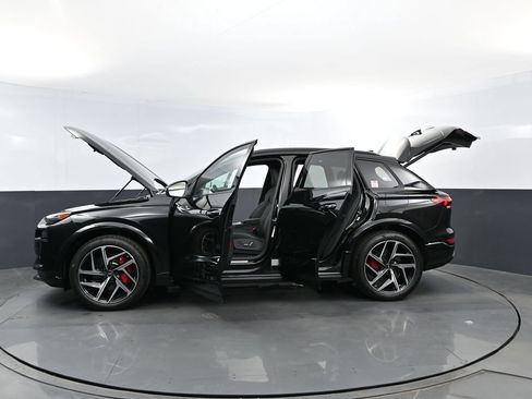 New 2027 Audi SQ6 e-tron Premium Plus AWD/4WD image 29