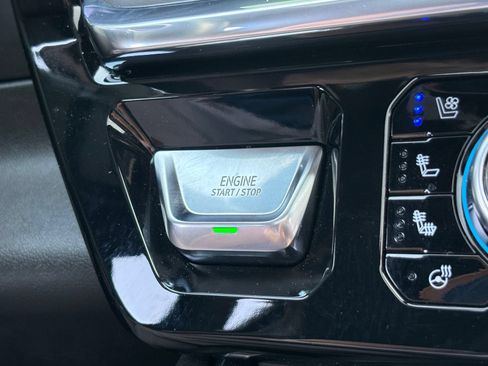 Used 2025 GMC Sierra 1500 Denali Ultimate AWD/4WD image 23