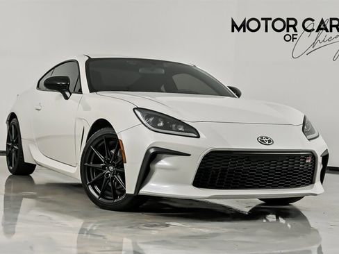 Used 2025 Toyota GR86 Premium w/ ALL Weather Mat Package (TMS) RWD image 1