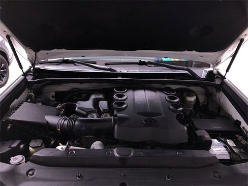 Used 2016 Toyota 4Runner SR5 Premium image 36