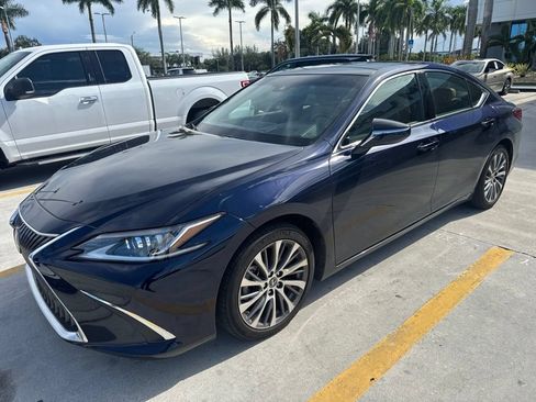 Used 2019 Lexus ES 350 w/ Accessory Package 2 FWD image 2
