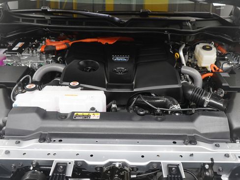 Used 2026 Toyota Sequoia Limited w/ TRD Off-Road Package image 37