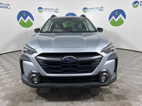 Used 2025 Subaru Outback Premium image 3
