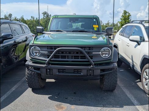 Used 2023 Ford Bronco 2-Door w/ Sasquatch Package AWD/4WD image 3