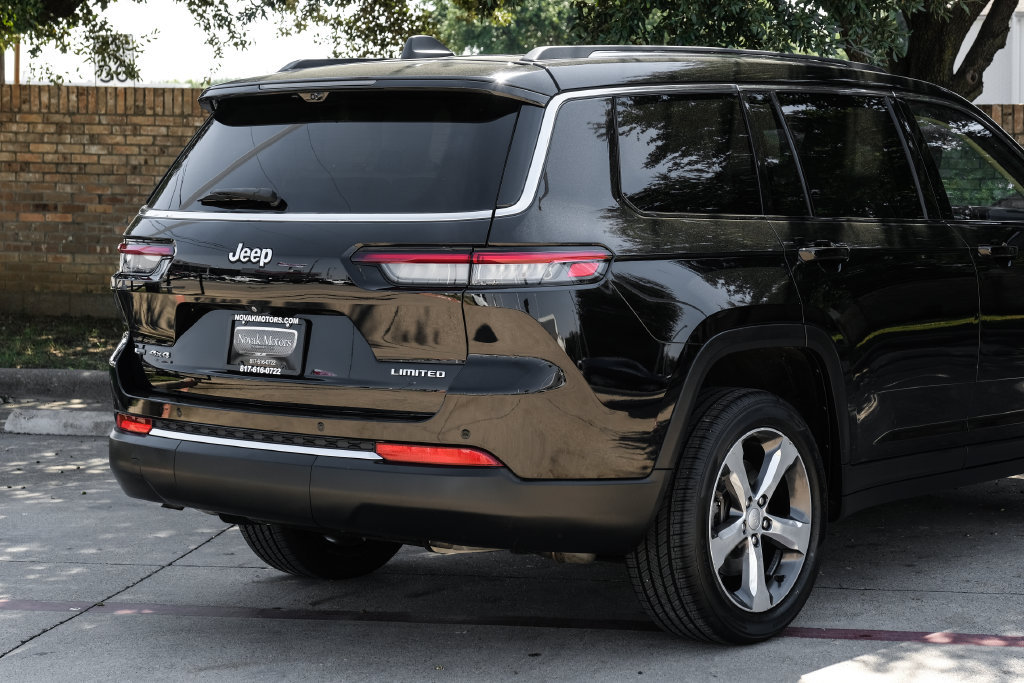 Used 2021 Jeep Grand Cherokee L Limited w/ Luxury Tech Group II AWD/4WD image 17