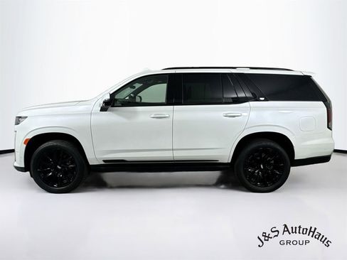 Used 2024 Cadillac Escalade Sport Platinum w/ LPO, ONYX Package AWD/4WD image 4