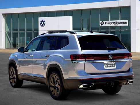 New 2026 Volkswagen Atlas SE FWD image 6
