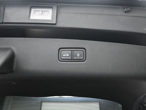 Used 2025 Genesis GV70 3.5T Sport w/ Sport Prestige Package AWD/4WD image 19