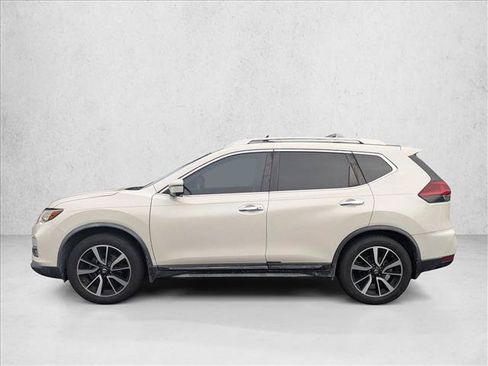 Used 2018 Nissan Rogue SL w/ Premium Package FWD image 2