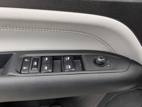 Used 2025 Jeep Compass Limited AWD/4WD image 23