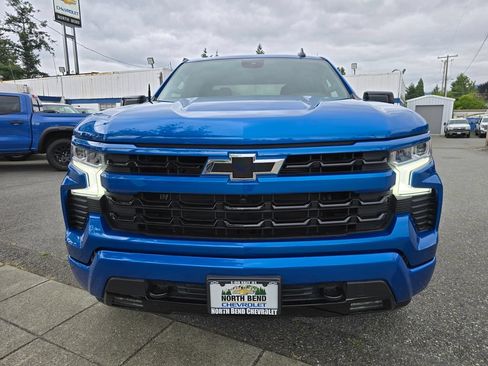 Used 2023 Chevrolet Silverado 1500 RST w/ Z71 Off-Road Package AWD/4WD image 2