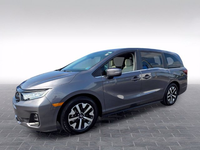 Used 2025 Honda Odyssey EX-L image 3