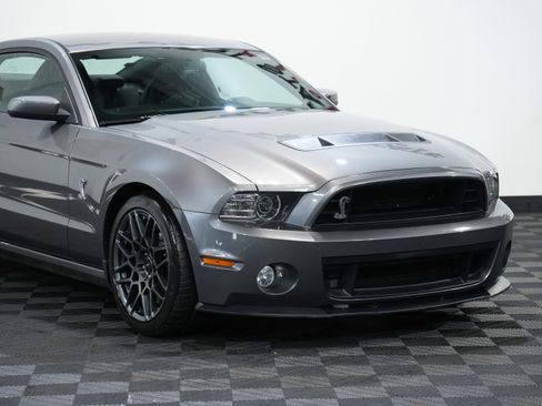 Used 2013 Ford Mustang Shelby GT500 image 9