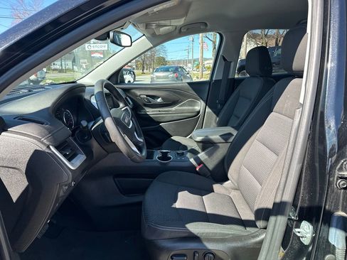 Used 2023 GMC Terrain SLE w/ Driver Convenience Package AWD/4WD image 10