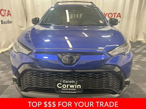 Used 2025 Toyota Corolla Cross AWD Hybrid image 2