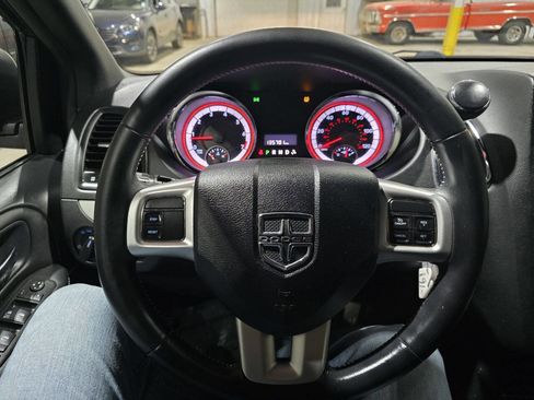 Used 2014 Dodge Grand Caravan SE w/ Quick Order Package 29E SE FWD image 34