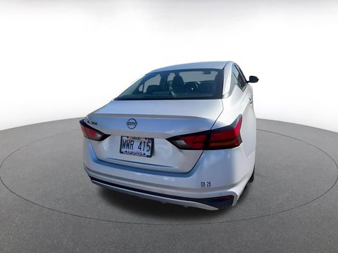 Used 2023 Nissan Altima 2.5 S FWD image 14