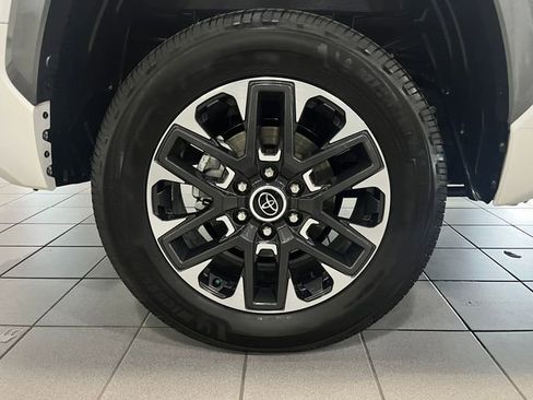 Used 2024 Toyota Tundra Limited image 9